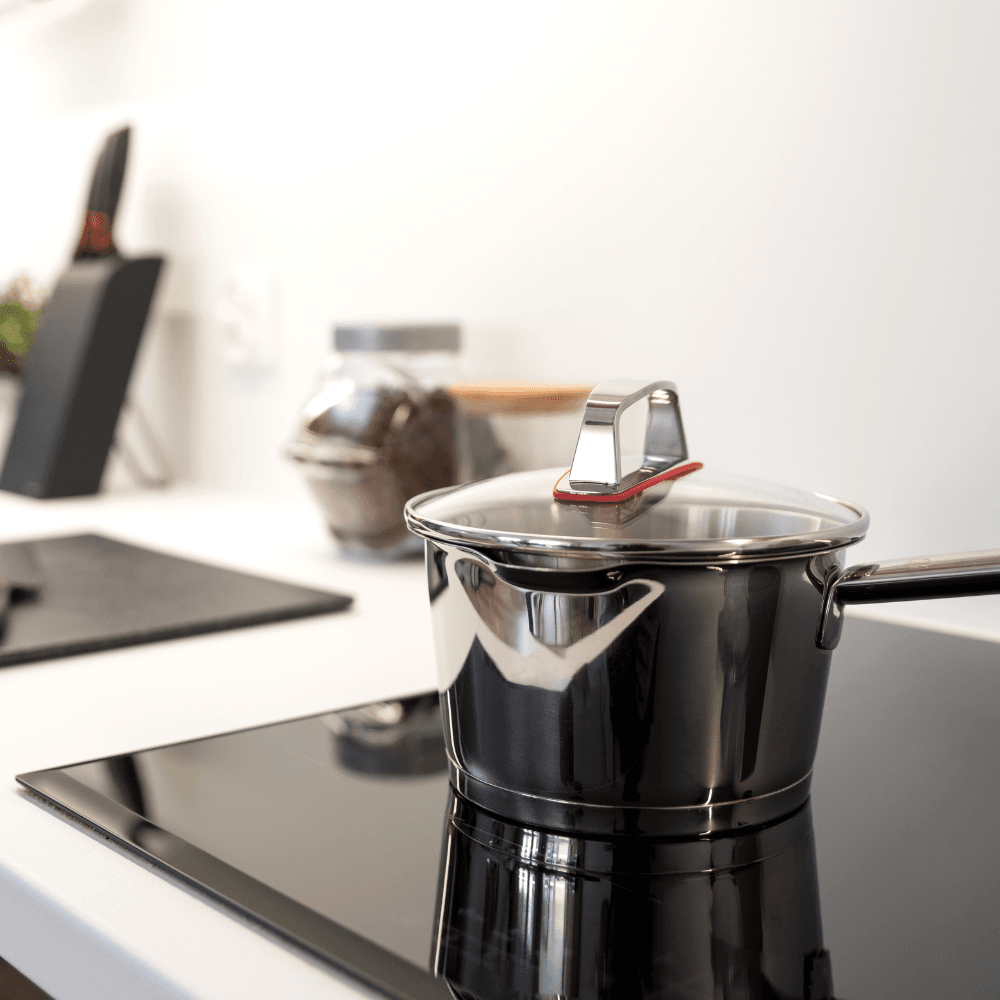 Bếp từ nhập khẩu từ Malaysia: Những ưu điểm vượt trội
