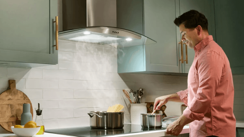 Có cần thiết phải sử dụng máy hút mùi ở trong bếp không?