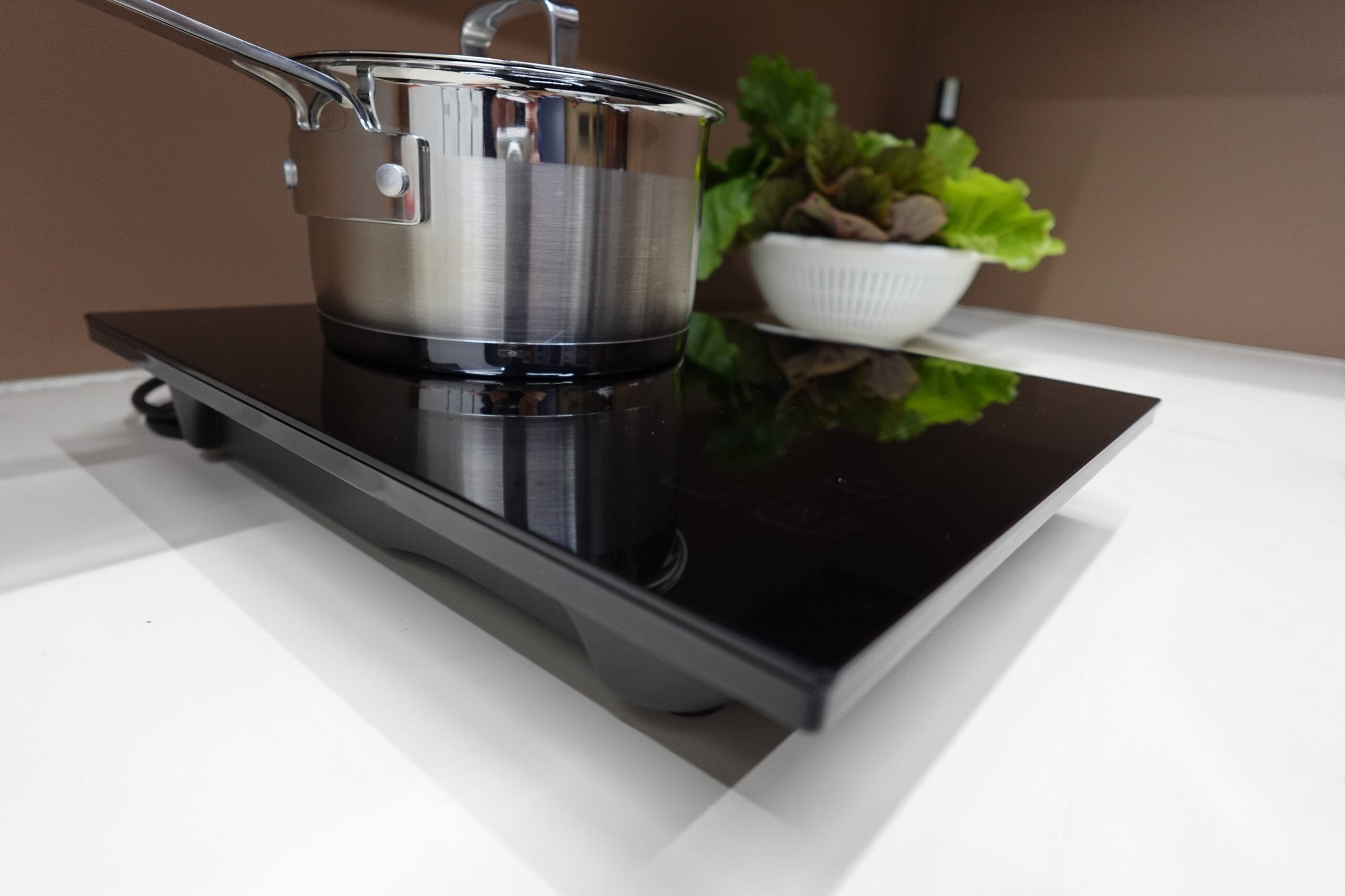 Chọn bếp từ giá tốt cho sinh viên – Những yếu tố cần lưu ý khi mua
